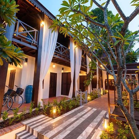 V Maison Boutique Hotel Luang Prabang Exterior foto